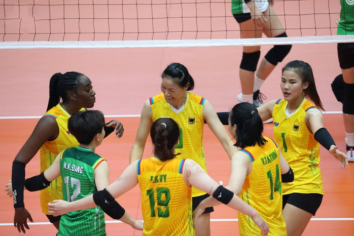 VTV Bình Điền Long An vô địch bóng chuyền nữ quốc gia 2024- Ảnh 4. VTV Bình Điền Long An vô địch bóng chuyền nữ quốc gia 2024- Ảnh 4.
