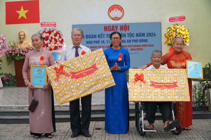 Bí thư Nguyễn Văn Nên ấn tượng trước những việc phường An Phú Đông làm được 
- Ảnh 2.