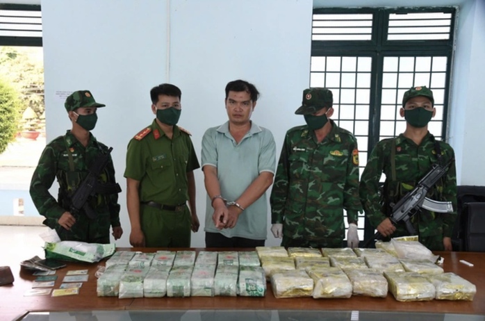 Những chuyên án ma tuý Những chuyên án ma tuý