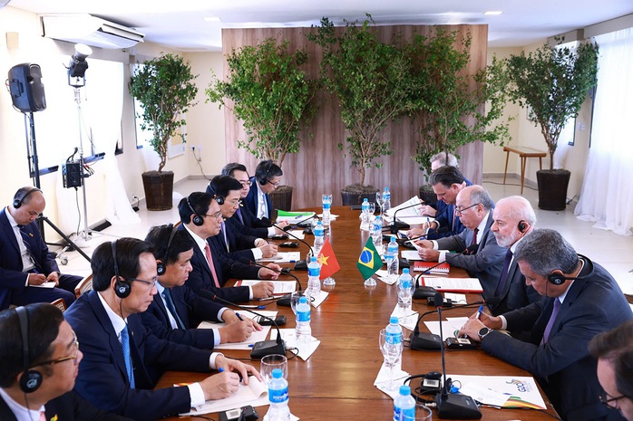 Thủ tướng Phạm Minh Chính hội đàm với Tổng thống Brazil Luiz Inácio Lula da Silva.Ảnh: Nhật Bắc Thủ tướng Phạm Minh Chính hội đàm với Tổng thống Brazil Luiz Inácio Lula da Silva.Ảnh: Nhật Bắc