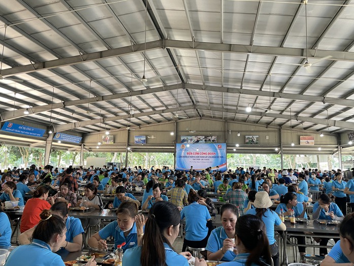 Một doanh nghiệp tại Đồng Nai công bố thưởng Tết, cao hơn nhiều so với năm trước- Ảnh 1. Một doanh nghiệp tại Đồng Nai công bố thưởng Tết, cao hơn nhiều so với năm trước- Ảnh 1.