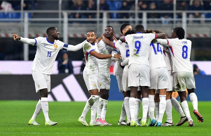 Không chiến siêu đỉnh, Pháp hạ chủ nhà Ý lên ngôi đầu Nations League- Ảnh 5.