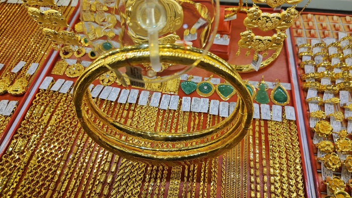 Dự báo "nóng": Giá vàng khó đoán sau bầu cử Mỹ, nước lớn tăng mua vào?- Ảnh 1. Dự báo "nóng": Giá vàng khó đoán sau bầu cử Mỹ, nước lớn tăng mua vào?- Ảnh 1.