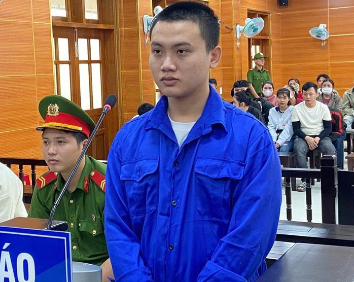 Lĩnh 20 năm tù vì dùng vỏ chai bia đập vào đầu người khác gây tử vong- Ảnh 1. Lĩnh 20 năm tù vì dùng vỏ chai bia đập vào đầu người khác gây tử vong- Ảnh 1.