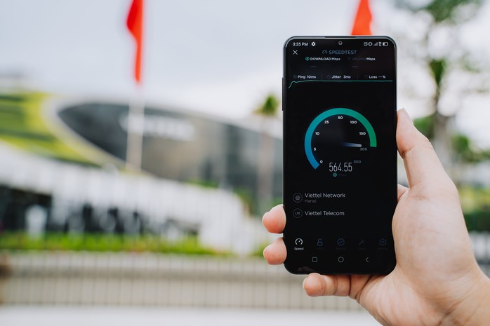 Tốc độ mạng 5G vẫn chưa ổn định để đáp ứng nhu cầu người dùngẢnh: Chánh Trung Tốc độ mạng 5G vẫn chưa ổn định để đáp ứng nhu cầu người dùngẢnh: Chánh Trung