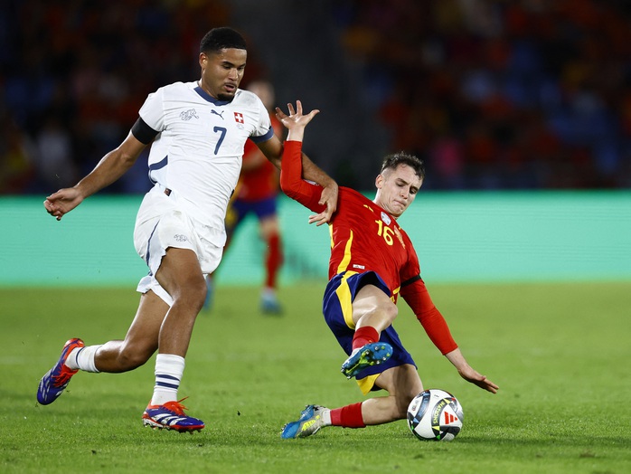 Thua nghẹt thở Tây Ban Nha, Thụy Sĩ rớt hạng Nations League- Ảnh 1. Thua nghẹt thở Tây Ban Nha, Thụy Sĩ rớt hạng Nations League- Ảnh 1.