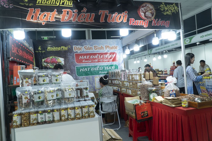 VIDEO: Nhiều đặc sản đổ về “Cần Thơ gạo trắng nước trong”- Ảnh 18. VIDEO: Nhiều đặc sản đổ về “Cần Thơ gạo trắng nước trong”- Ảnh 18.