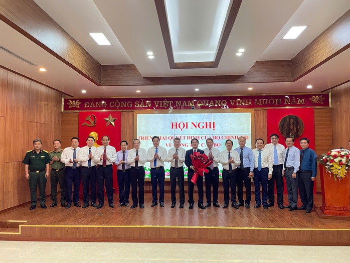 Khánh Hòa có tân Bí thư Tỉnh ủy- Ảnh 3. Khánh Hòa có tân Bí thư Tỉnh ủy- Ảnh 3.