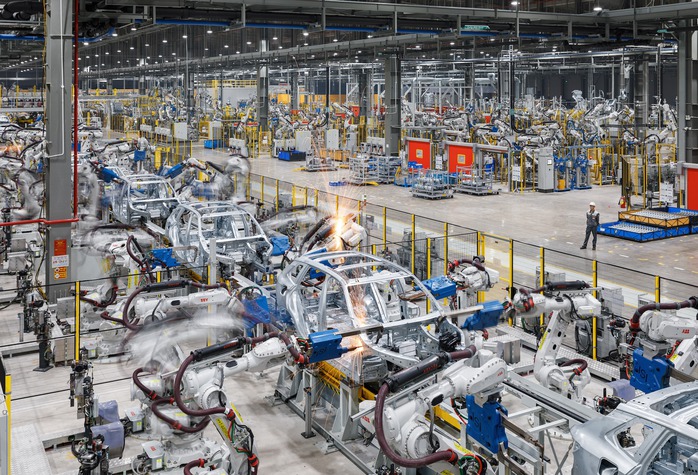 Vingroup lập công ty phát triển robot, 2 con trai ông Phạm Nhật Vượng cùng góp vốn- Ảnh 1. Vingroup lập công ty phát triển robot, 2 con trai ông Phạm Nhật Vượng cùng góp vốn- Ảnh 1.