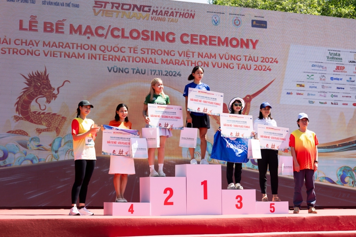 Giải chạy Strong Vietnam tạo cảnh tượng chưa từng có tại TP Vũng Tàu- Ảnh 4. Giải chạy Strong Vietnam tạo cảnh tượng chưa từng có tại TP Vũng Tàu- Ảnh 4.