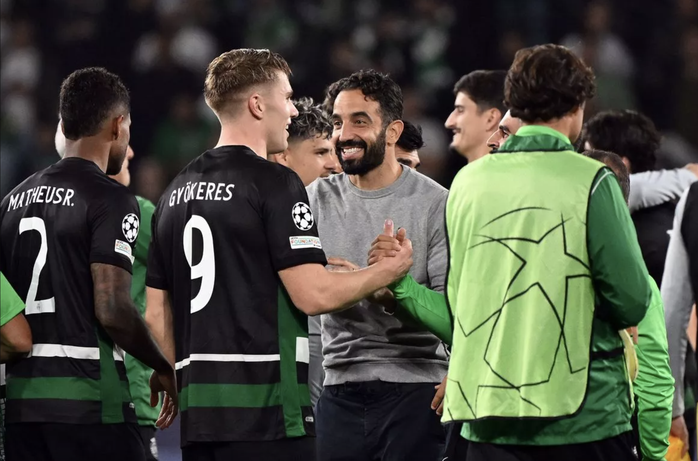 Tiền đạo "siêu hot" Viktor Gyokeres lập cú poker, Thụy Điển thăng hạng Nations League- Ảnh 4. Tiền đạo "siêu hot" Viktor Gyokeres lập cú poker, Thụy Điển thăng hạng Nations League- Ảnh 4.