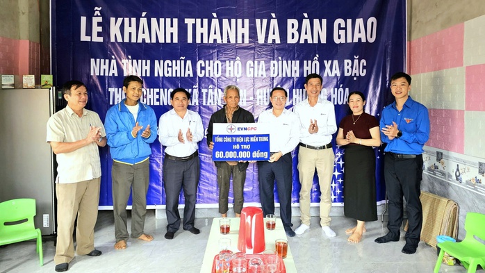 EVNCPC tiếp tục xây dựng 70 căn nhà tình nghĩa tại miền Trung - Tây Nguyên- Ảnh 4. EVNCPC tiếp tục xây dựng 70 căn nhà tình nghĩa tại miền Trung - Tây Nguyên- Ảnh 4.
