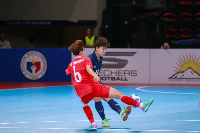 Thắng Thái Lan kịch tính, futsal nữ Việt Nam vô địch Đông Nam Á- Ảnh 1. Thắng Thái Lan kịch tính, futsal nữ Việt Nam vô địch Đông Nam Á- Ảnh 1.