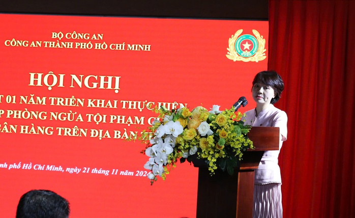 Thiếu tướng Mai Hoàng: Khuyến cáo về tội phạm cướp ngân hàng - Ảnh 3. Thiếu tướng Mai Hoàng: Khuyến cáo về tội phạm cướp ngân hàng - Ảnh 3.