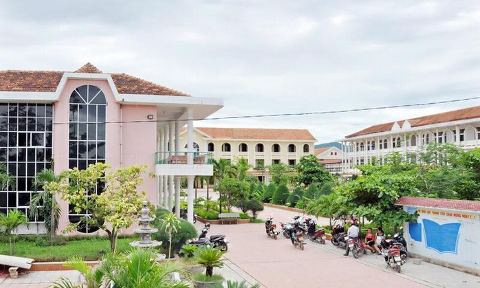 Khởi tố 3 học sinh tham gia vụ ẩu đả xảy ra tại Trường THPT Quang Trung- Ảnh 1. Khởi tố 3 học sinh tham gia vụ ẩu đả xảy ra tại Trường THPT Quang Trung- Ảnh 1.