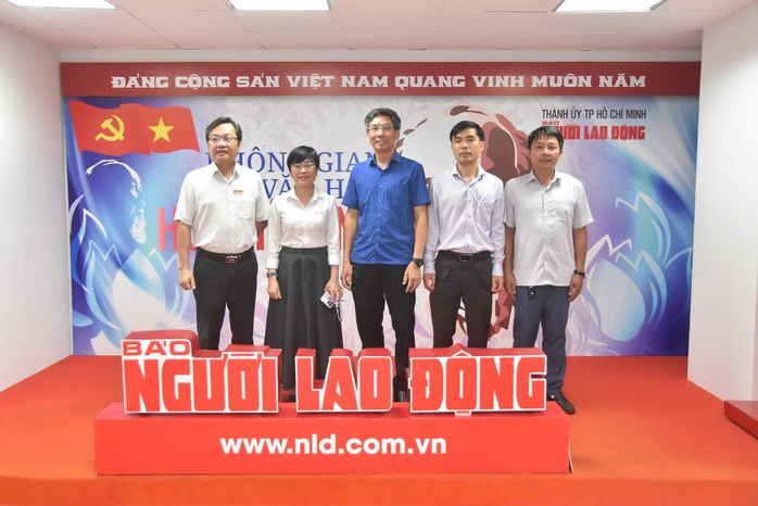 Lãnh đạo Báo Đắk Nông thăm và làm việc tại Báo Người Lao Động- Ảnh 4. Lãnh đạo Báo Đắk Nông thăm và làm việc tại Báo Người Lao Động- Ảnh 4.