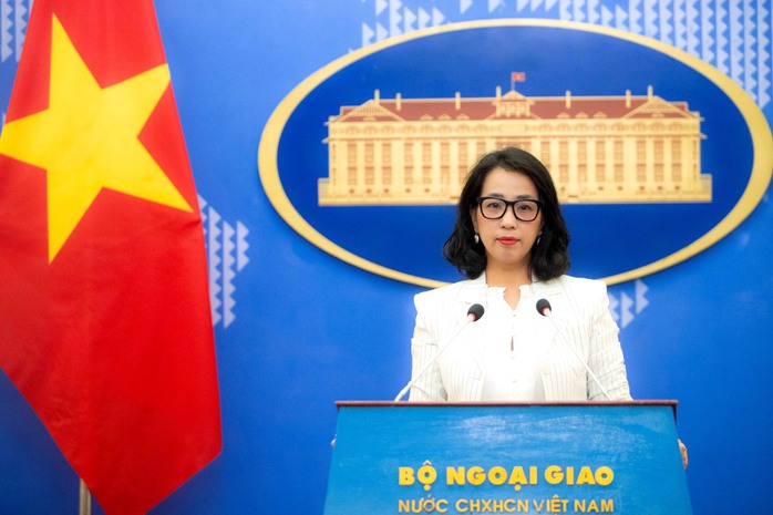 Người phát ngôn Bộ Ngoại giao phủ nhận thông tin liên quan thị thực với người nước ngoài- Ảnh 1. Người phát ngôn Bộ Ngoại giao phủ nhận thông tin liên quan thị thực với người nước ngoài- Ảnh 1.