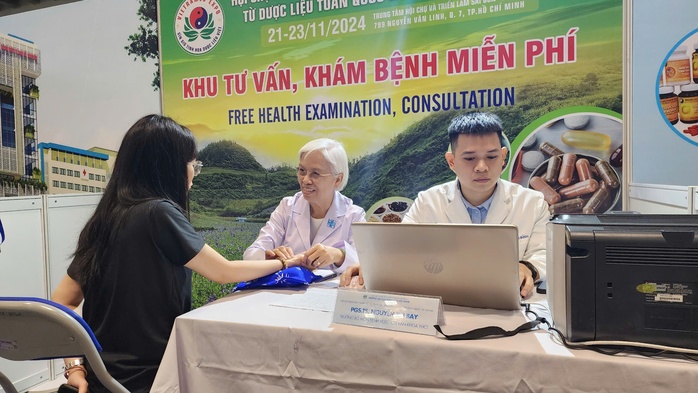 Nhiều chính sách ưu đãi thu hút đầu tư phát triển dược liệu đông y- Ảnh 1. Nhiều chính sách ưu đãi thu hút đầu tư phát triển dược liệu đông y- Ảnh 1.