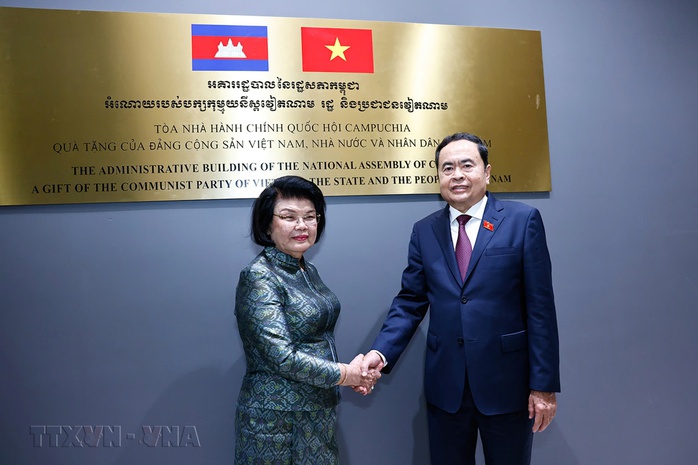 Việt Nam trao tặng công trình Nhà Quốc hội Vương quốc Campuchia- Ảnh 2. Việt Nam trao tặng công trình Nhà Quốc hội Vương quốc Campuchia- Ảnh 2.