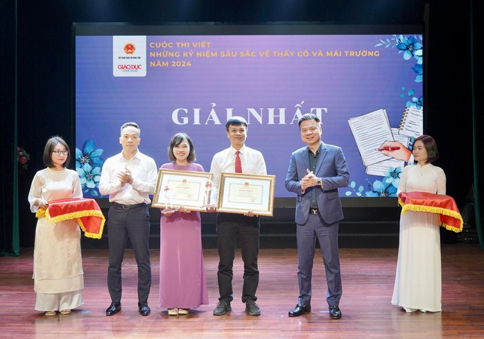 85.000 bài dự thi cuộc thi viết về thầy cô và mái trường- Ảnh 1. 85.000 bài dự thi cuộc thi viết về thầy cô và mái trường- Ảnh 1.