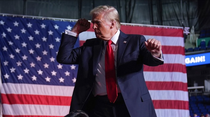 Ông Donald Trump tại sự kiện tranh cử cuối cùng ở TP Grand Rapids, bang Michigan hôm 5-11, ngay trước chiến thắng - Ảnh THE DETROIT NEWS Ông Donald Trump tại sự kiện tranh cử cuối cùng ở TP Grand Rapids, bang Michigan hôm 5-11, ngay trước chiến thắng - Ảnh THE DETROIT NEWS