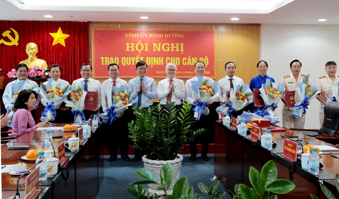 Điều động và bổ nhiệm nhiều lãnh đạo chủ chốt ở Bình Dương- Ảnh 1. Điều động và bổ nhiệm nhiều lãnh đạo chủ chốt ở Bình Dương- Ảnh 1.