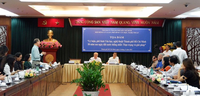 Hướng đến những tác phẩm Lý luận phê bình Văn học nghệ thuật sắc nét- Ảnh 2. Hướng đến những tác phẩm Lý luận phê bình Văn học nghệ thuật sắc nét- Ảnh 2.