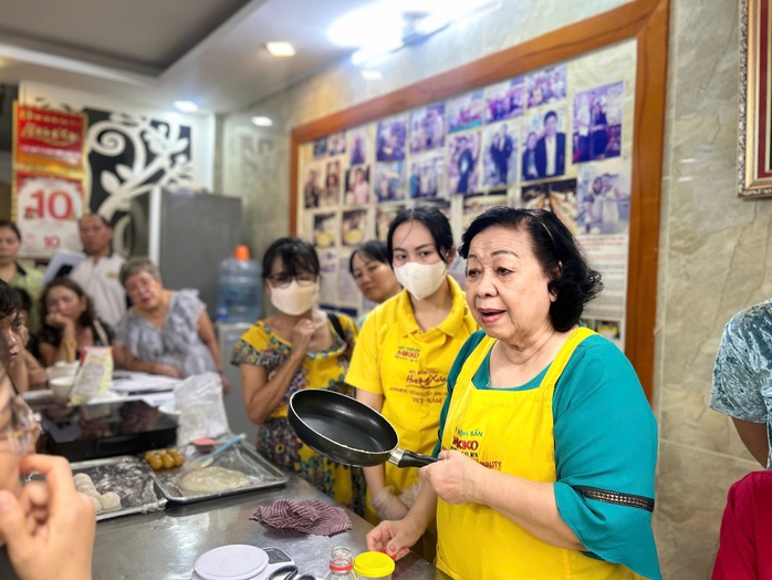 Truyền nghề tạo sinh kế cho người nghèo- Ảnh 1. Truyền nghề tạo sinh kế cho người nghèo- Ảnh 1.
