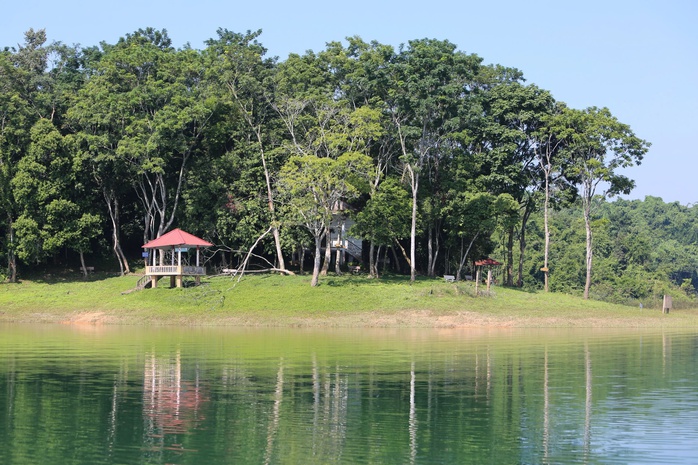 Vẻ đẹp hoang sơ, kỳ vĩ của "Hạ Long trên cạn" ở xứ Thanh- Ảnh 11. Vẻ đẹp hoang sơ, kỳ vĩ của "Hạ Long trên cạn" ở xứ Thanh- Ảnh 11.
