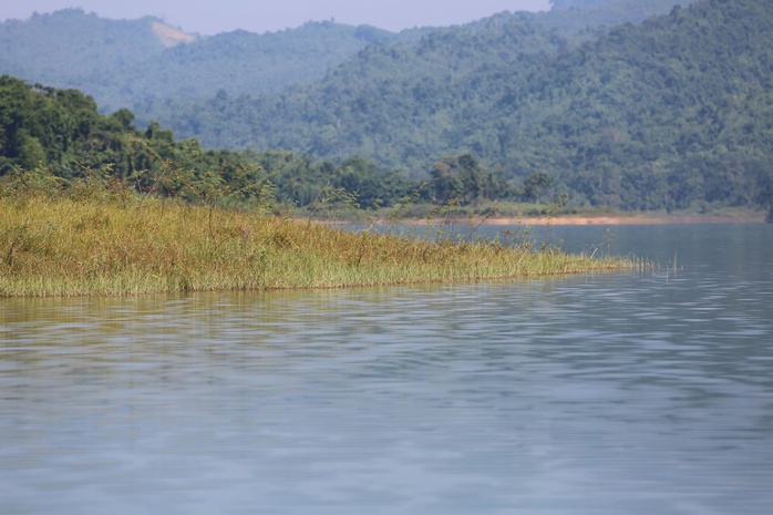Vẻ đẹp hoang sơ, kỳ vĩ của "Hạ Long trên cạn" ở xứ Thanh- Ảnh 13. Vẻ đẹp hoang sơ, kỳ vĩ của "Hạ Long trên cạn" ở xứ Thanh- Ảnh 13.