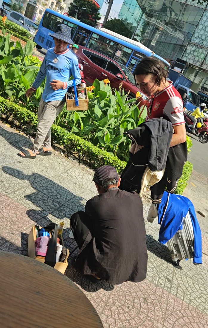 Du khách phiền lòng, du lịch thất thu- Ảnh 1.