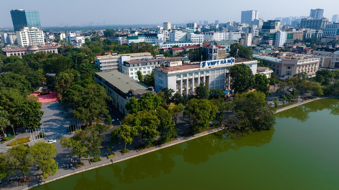 Ngắm những công trình văn hóa, lịch sử của quận Hoàn Kiếm từ trên cao- Ảnh 9. Ngắm những công trình văn hóa, lịch sử của quận Hoàn Kiếm từ trên cao- Ảnh 9.