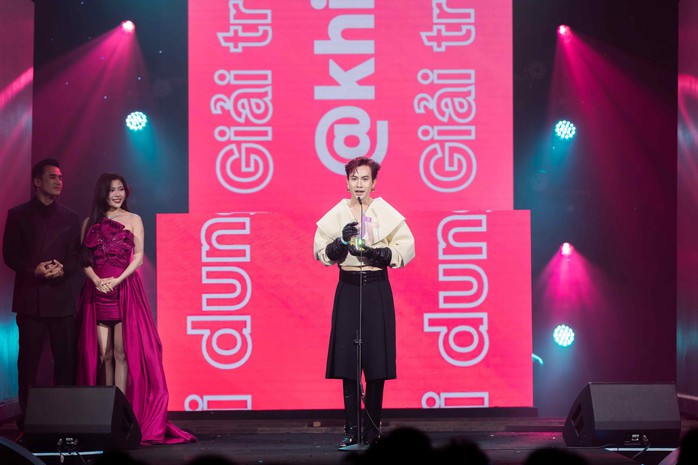 TikTok xin lỗi vì “sự cố” đêm trao giải TikTok Awards- Ảnh 2. TikTok xin lỗi vì “sự cố” đêm trao giải TikTok Awards- Ảnh 2.