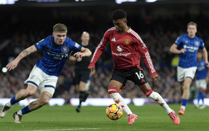 Man United hòa đội chót bảng, chuyên gia nói HLV Amorim "không có đũa thần"- Ảnh 2. Man United hòa đội chót bảng, chuyên gia nói HLV Amorim "không có đũa thần"- Ảnh 2.
