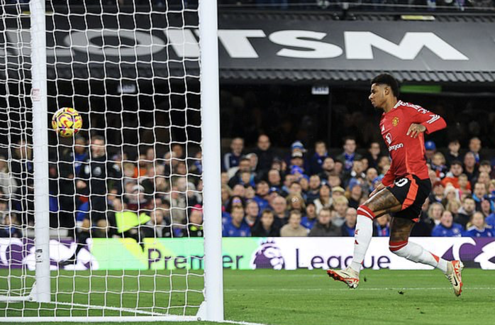 Man United hòa đội chót bảng, chuyên gia nói HLV Amorim "không có đũa thần"- Ảnh 3. Man United hòa đội chót bảng, chuyên gia nói HLV Amorim "không có đũa thần"- Ảnh 3.