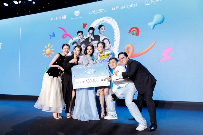 Ngô Thanh Vân, Jun Phạm… giúp 200 bé phẫu thuật tim- Ảnh 8. Ngô Thanh Vân, Jun Phạm… giúp 200 bé phẫu thuật tim- Ảnh 8.