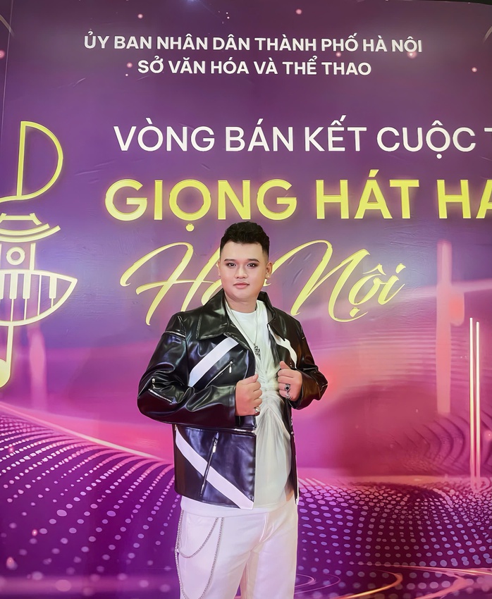 Mai Nguyễn Anh lọt vào vòng chung kết "Giọng hát hay Hà Nội 2024"- Ảnh 2. Mai Nguyễn Anh lọt vào vòng chung kết "Giọng hát hay Hà Nội 2024"- Ảnh 2.