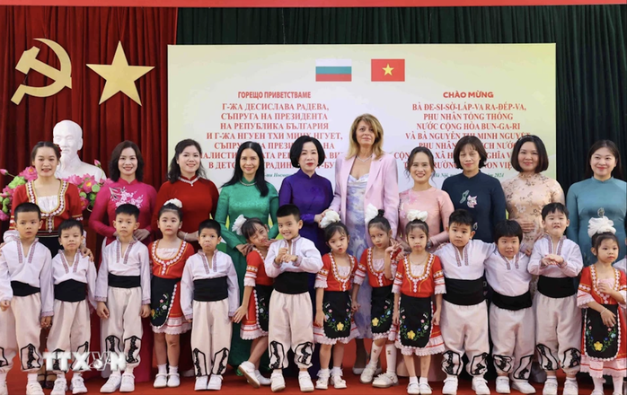 Phu nhân Chủ tịch nước và Phu nhân Tổng thống Bulgaria thăm Trường Mầm non Việt-Bun- Ảnh 2. Phu nhân Chủ tịch nước và Phu nhân Tổng thống Bulgaria thăm Trường Mầm non Việt-Bun- Ảnh 2.