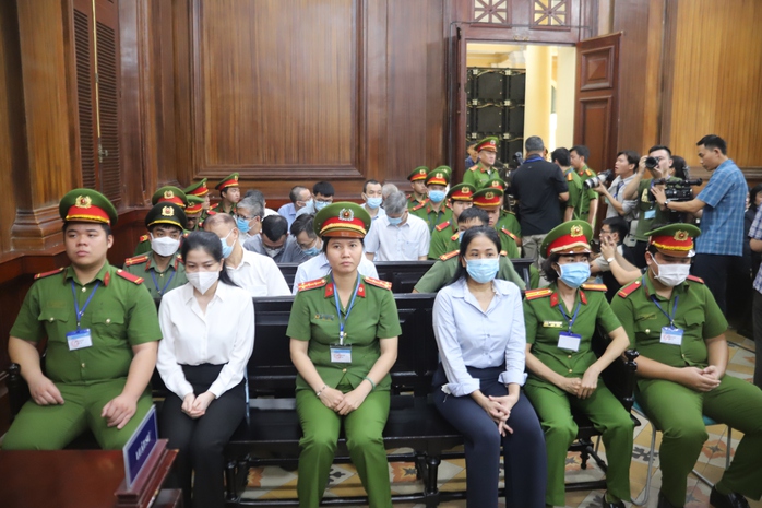Ông Lê Đức Thọ xin "chính sách khoan hồng đặc biệt nhất"- Ảnh 1. Ông Lê Đức Thọ xin "chính sách khoan hồng đặc biệt nhất"- Ảnh 1.