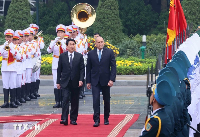 Chủ tịch nước Lương Cường chủ trì lễ đón Tổng thống Bulgaria- Ảnh 5. Chủ tịch nước Lương Cường chủ trì lễ đón Tổng thống Bulgaria- Ảnh 5.