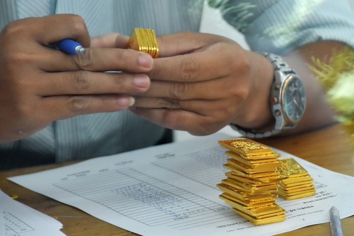 Giá vàng hôm nay, 26-11: Giảm mạnh- Ảnh 1. Giá vàng hôm nay, 26-11: Giảm mạnh- Ảnh 1.