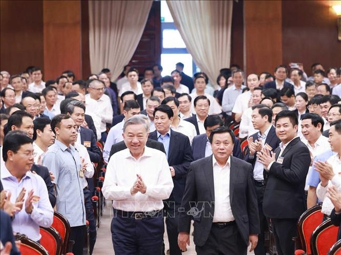 Tổng Bí thư Tô Lâm: Thời điểm bắt đầu kỷ nguyên mới là Đại hội XIV của Đảng- Ảnh 2. Tổng Bí thư Tô Lâm: Thời điểm bắt đầu kỷ nguyên mới là Đại hội XIV của Đảng- Ảnh 2.