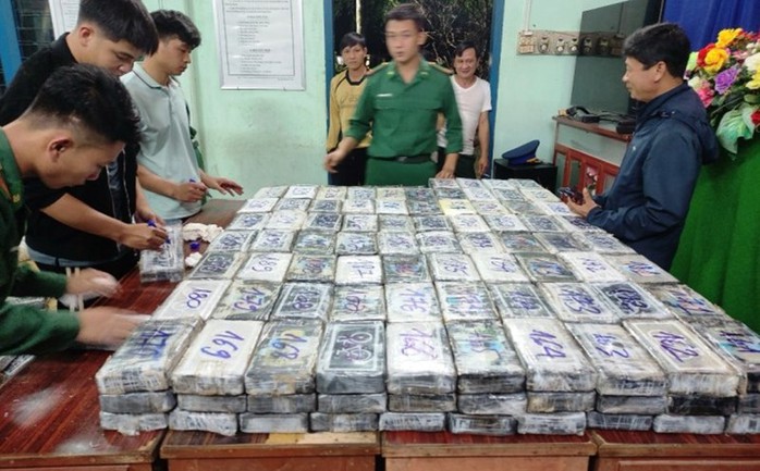 Vì sao ma túy liên tục trôi dạt vào bờ biển Quảng Ngãi ?- Ảnh 3. Vì sao ma túy liên tục trôi dạt vào bờ biển Quảng Ngãi ?- Ảnh 3.