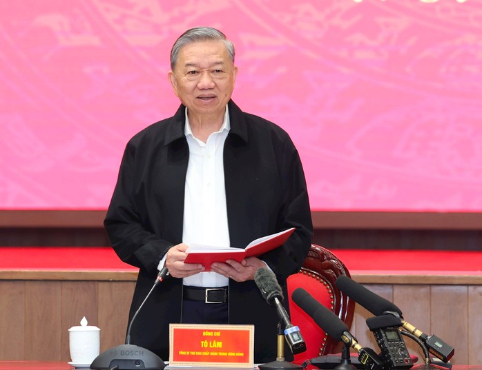 Tổng Bí thư Tô Lâm tin tưởng Thủ đô Hà Nội "gương mẫu, đi đầu của cả nước"- Ảnh 1. Tổng Bí thư Tô Lâm tin tưởng Thủ đô Hà Nội "gương mẫu, đi đầu của cả nước"- Ảnh 1.