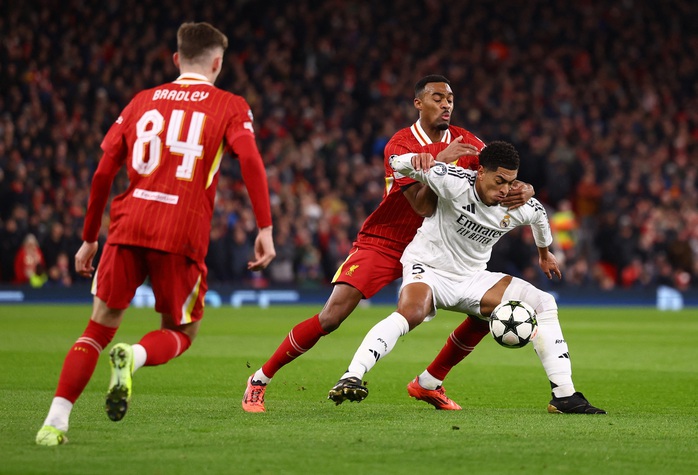 Mbappe sút hỏng phạt đền, Real Madrid thua tâm phục Liverpool- Ảnh 1. Mbappe sút hỏng phạt đền, Real Madrid thua tâm phục Liverpool- Ảnh 1.