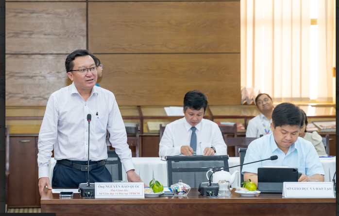 TP HCM: Đề xuất 8 năng lực trong khung năng lực số cho học sinh THPT- Ảnh 4. TP HCM: Đề xuất 8 năng lực trong khung năng lực số cho học sinh THPT- Ảnh 4.