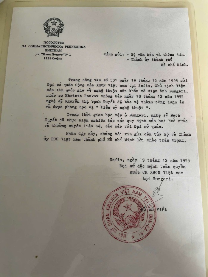Thực hư về bằng tiến sĩ của NSND Bạch Tuyết: Phía quản lý cung cấp thông tin- Ảnh 3. Thực hư về bằng tiến sĩ của NSND Bạch Tuyết: Phía quản lý cung cấp thông tin- Ảnh 3.