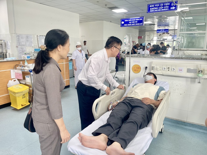 Vụ gần 300 ca ngộ độc nghi do ăn bánh mì ở Vũng Tàu: Bộ Y tế chỉ đạo truy xuất tận gốc- Ảnh 1. Vụ gần 300 ca ngộ độc nghi do ăn bánh mì ở Vũng Tàu: Bộ Y tế chỉ đạo truy xuất tận gốc- Ảnh 1.