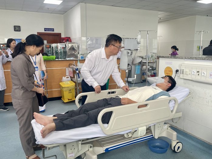 Nóng với con số gần 300 ca ngộ độc nghi do ăn bánh mì ở Bà Rịa- Vũng Tàu- Ảnh 2. Nóng với con số gần 300 ca ngộ độc nghi do ăn bánh mì ở Bà Rịa- Vũng Tàu- Ảnh 2.