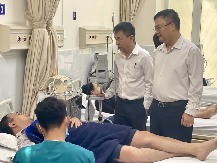 Nóng với con số gần 300 ca ngộ độc nghi do ăn bánh mì ở Bà Rịa- Vũng Tàu- Ảnh 3. Nóng với con số gần 300 ca ngộ độc nghi do ăn bánh mì ở Bà Rịa- Vũng Tàu- Ảnh 3.